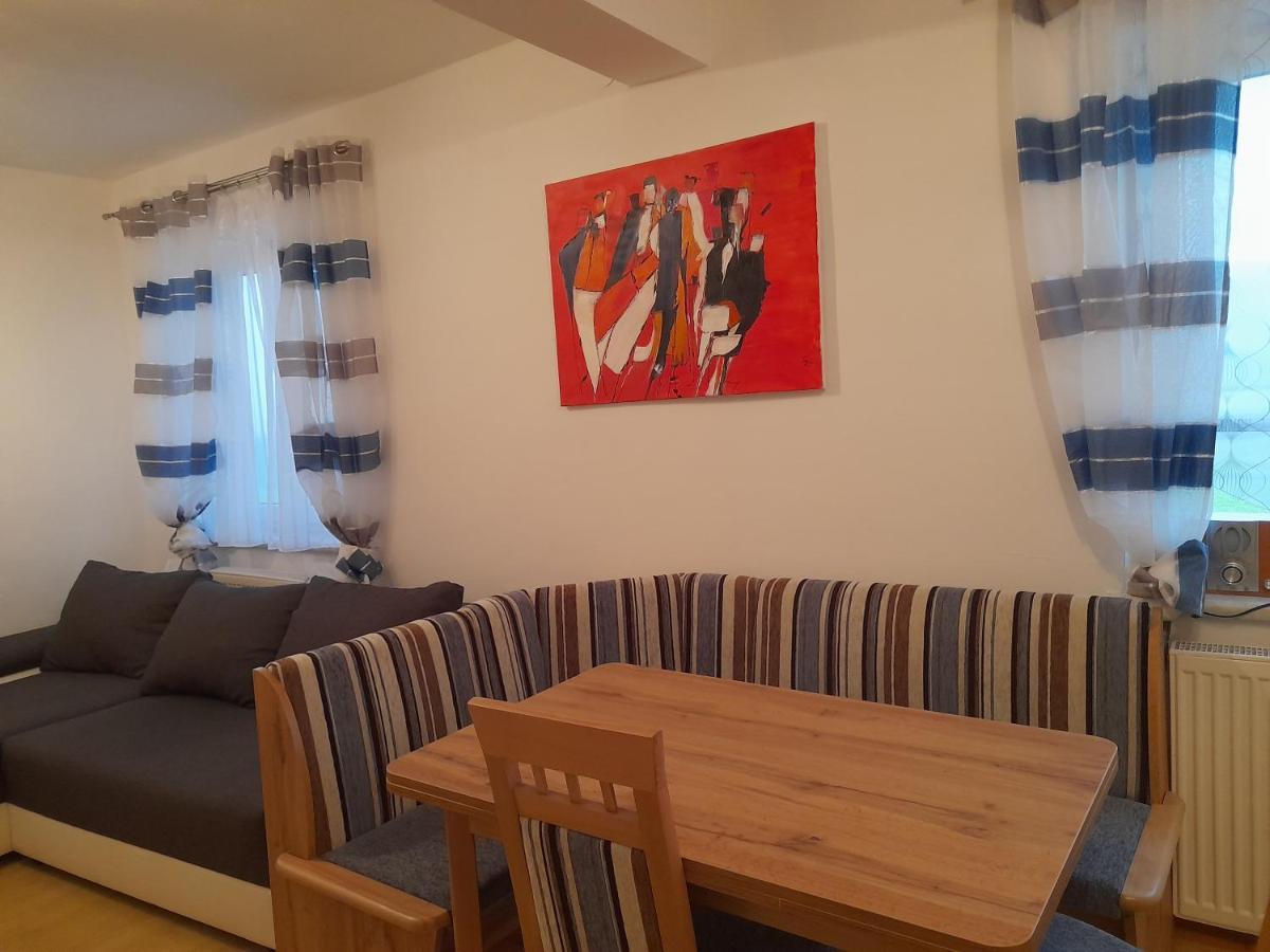 Appartment für 4 bis 8 Personen Bad Zell Exterior foto